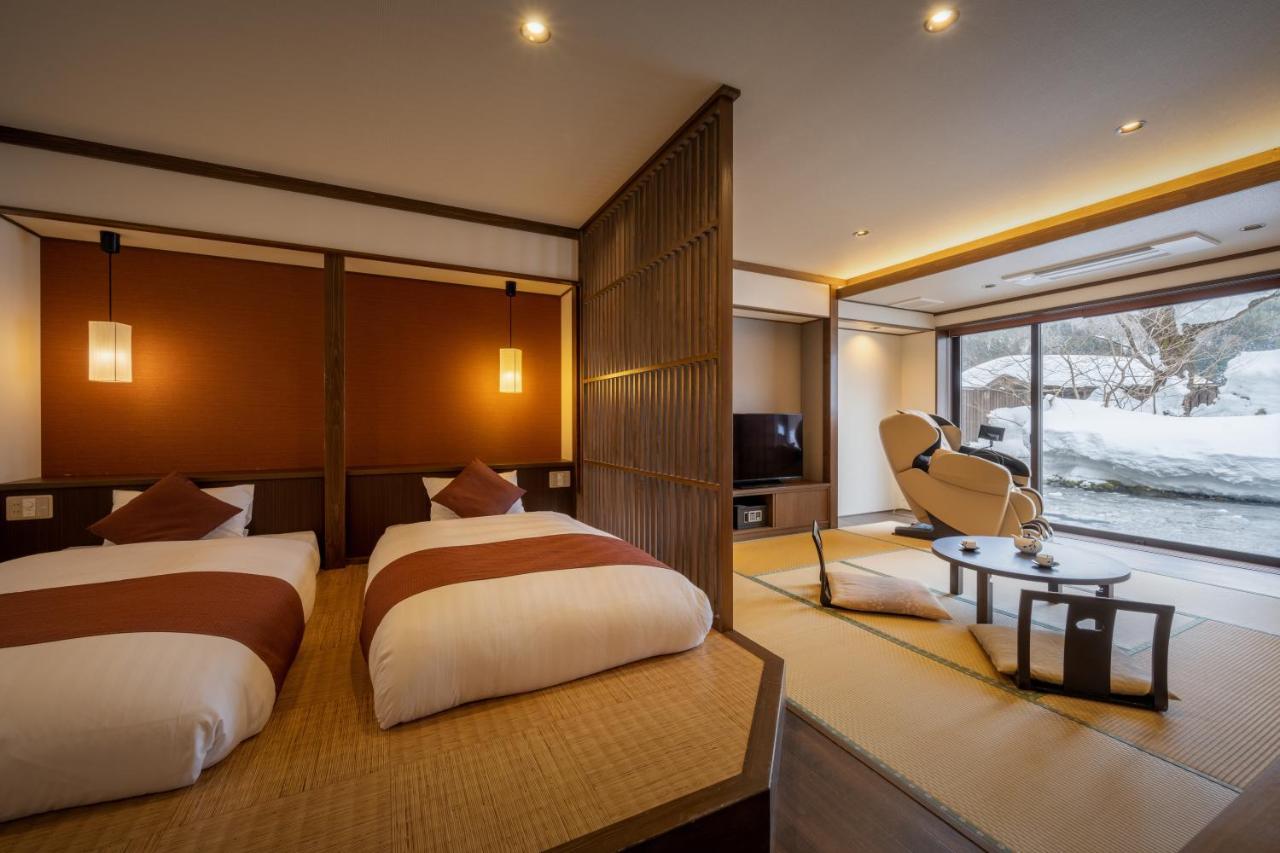 Onogawa Onsen Kajikaso Hotel Yonezawa Buitenkant foto